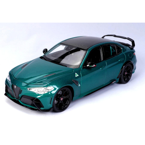 Bburago 2020 Alfa Romeo Giulia GTAm Verde Montreal Green 1:18