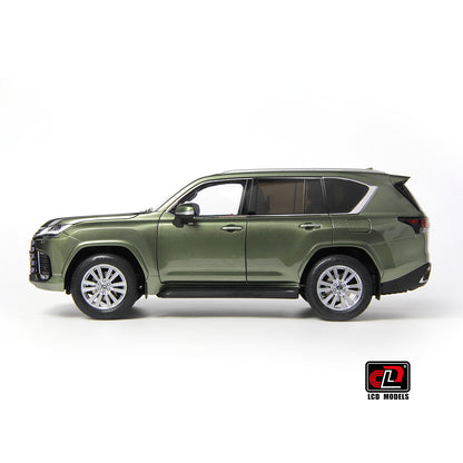 LCD 2024 Lexus LX600 Nori Green 1:18