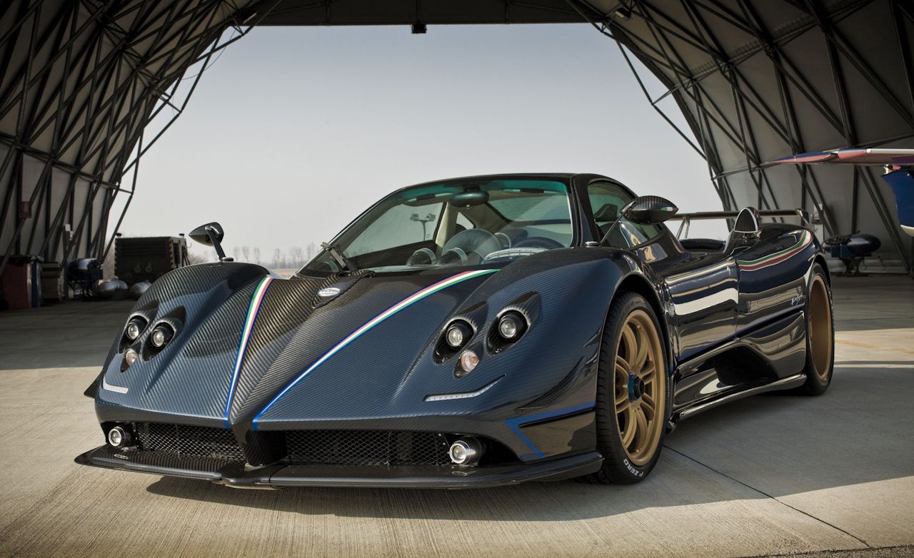 Almost Real 2011 Pagani Zonda Tricolore Blue & Black Carbon 1:18