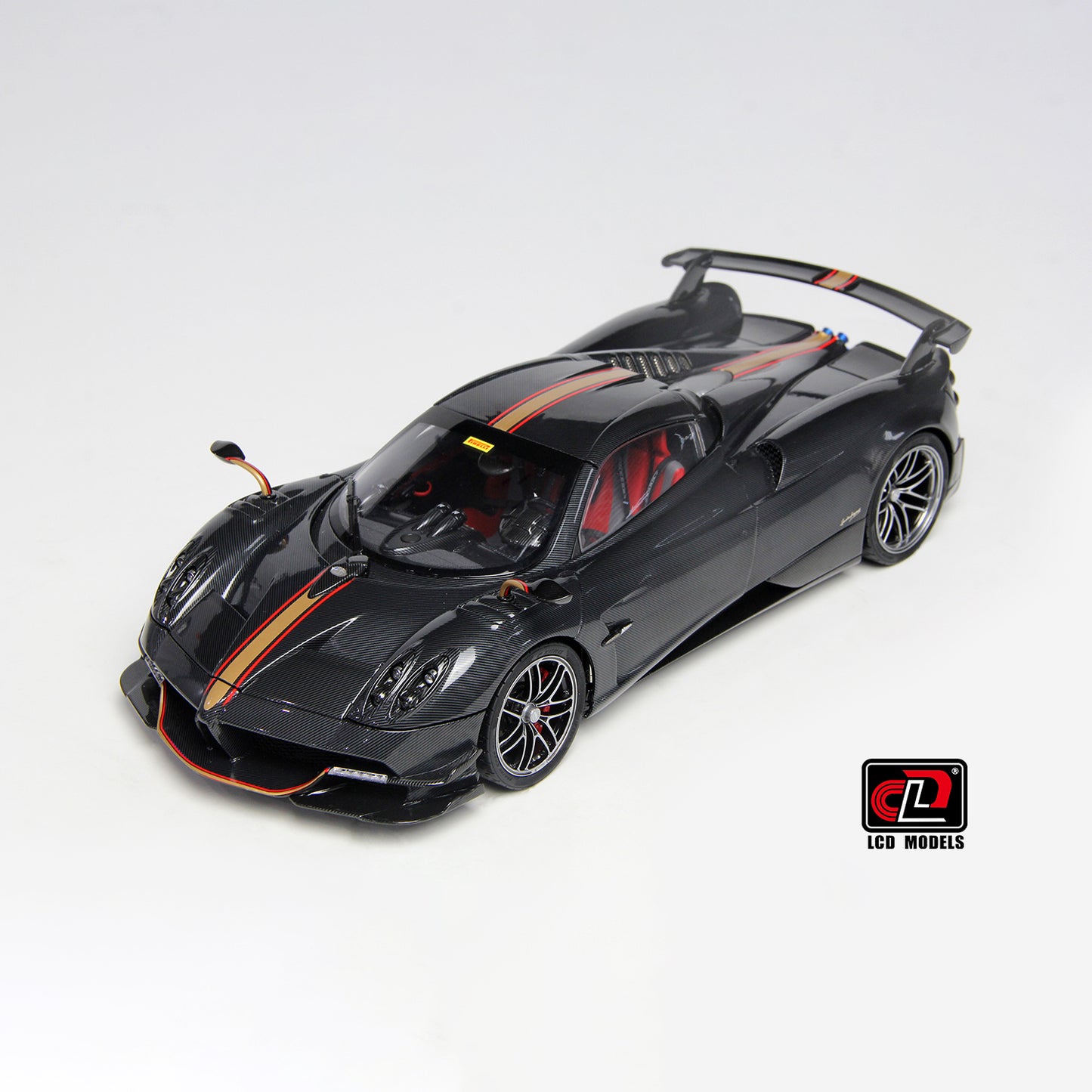 LCD Pagani Huayra Roadster BC Full Carbon Black 1:18