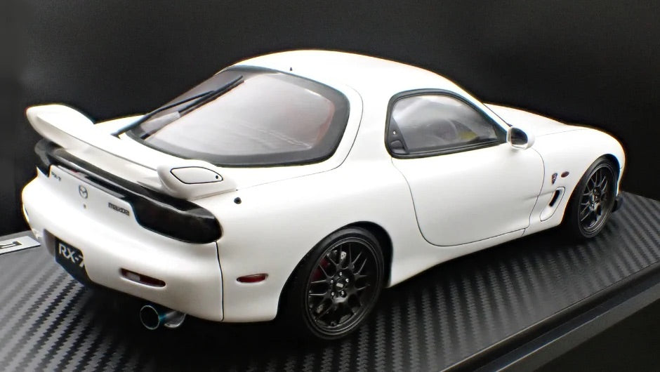 Ignition-Model Mazda RX-7 (FD3S) Spirit R Type A White 1:18