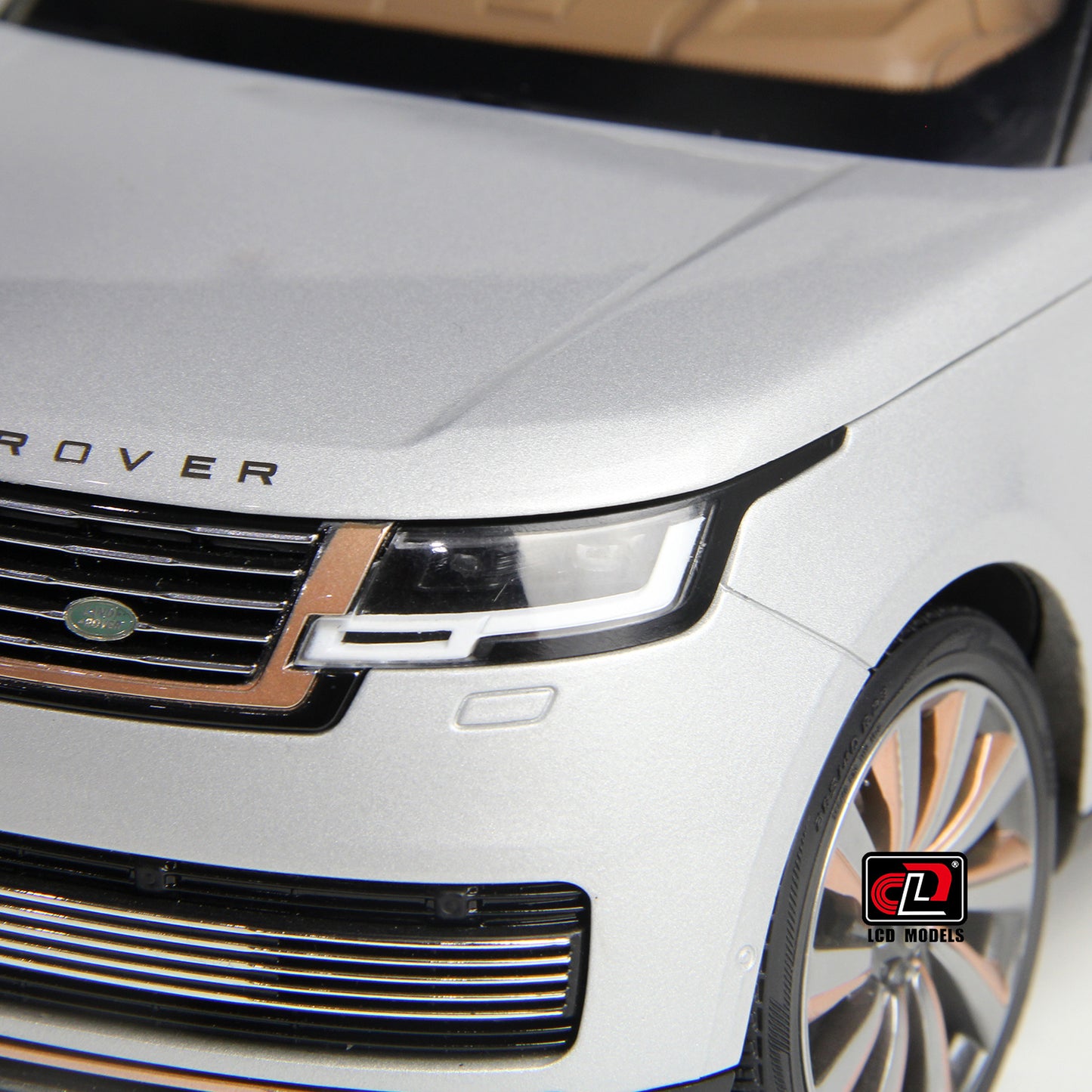 LCD 2022 Range Rover SV Silver w/ Bronze Accents 1:18