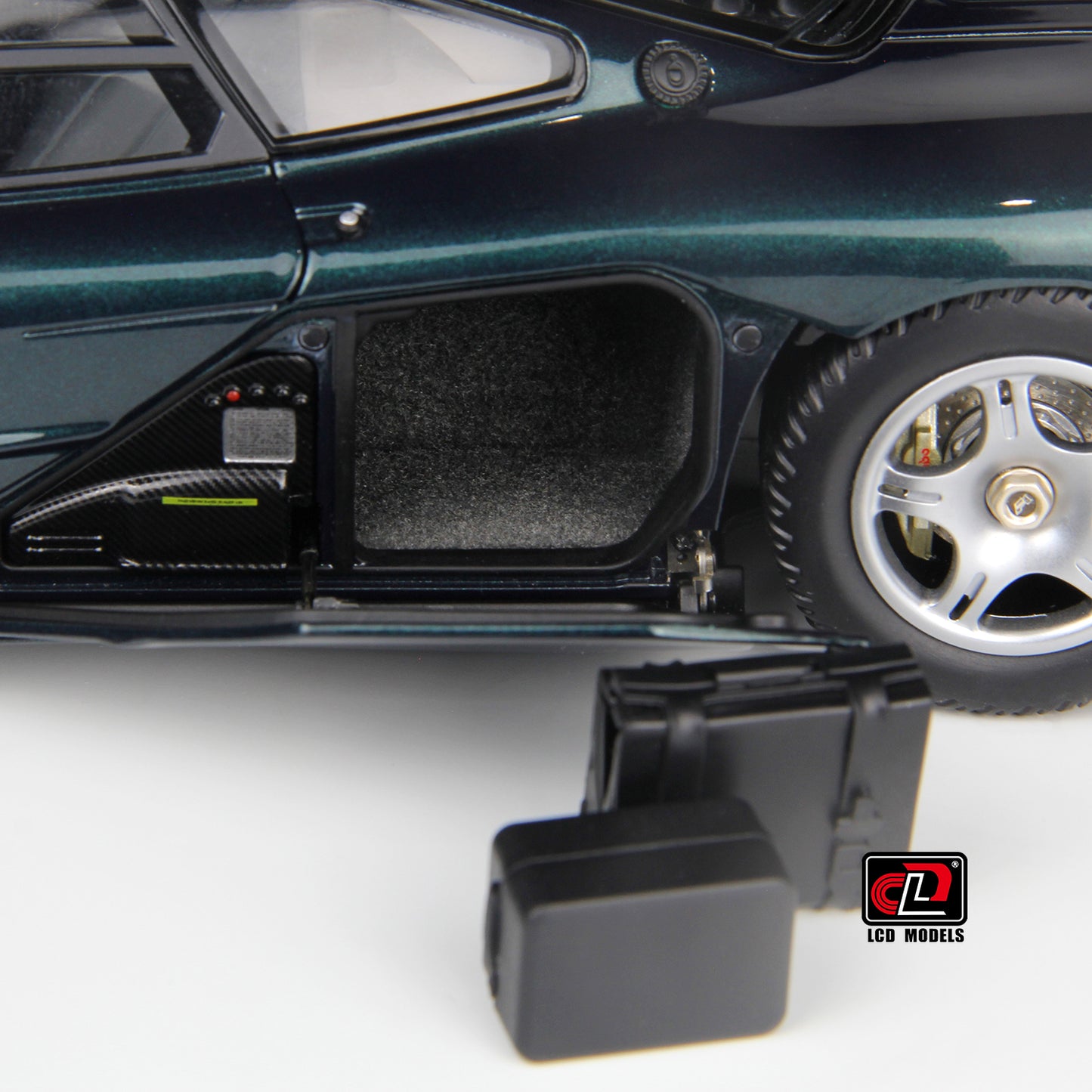 LCD 1993 Mclaren F1 XP5 Green Metallic 1:18