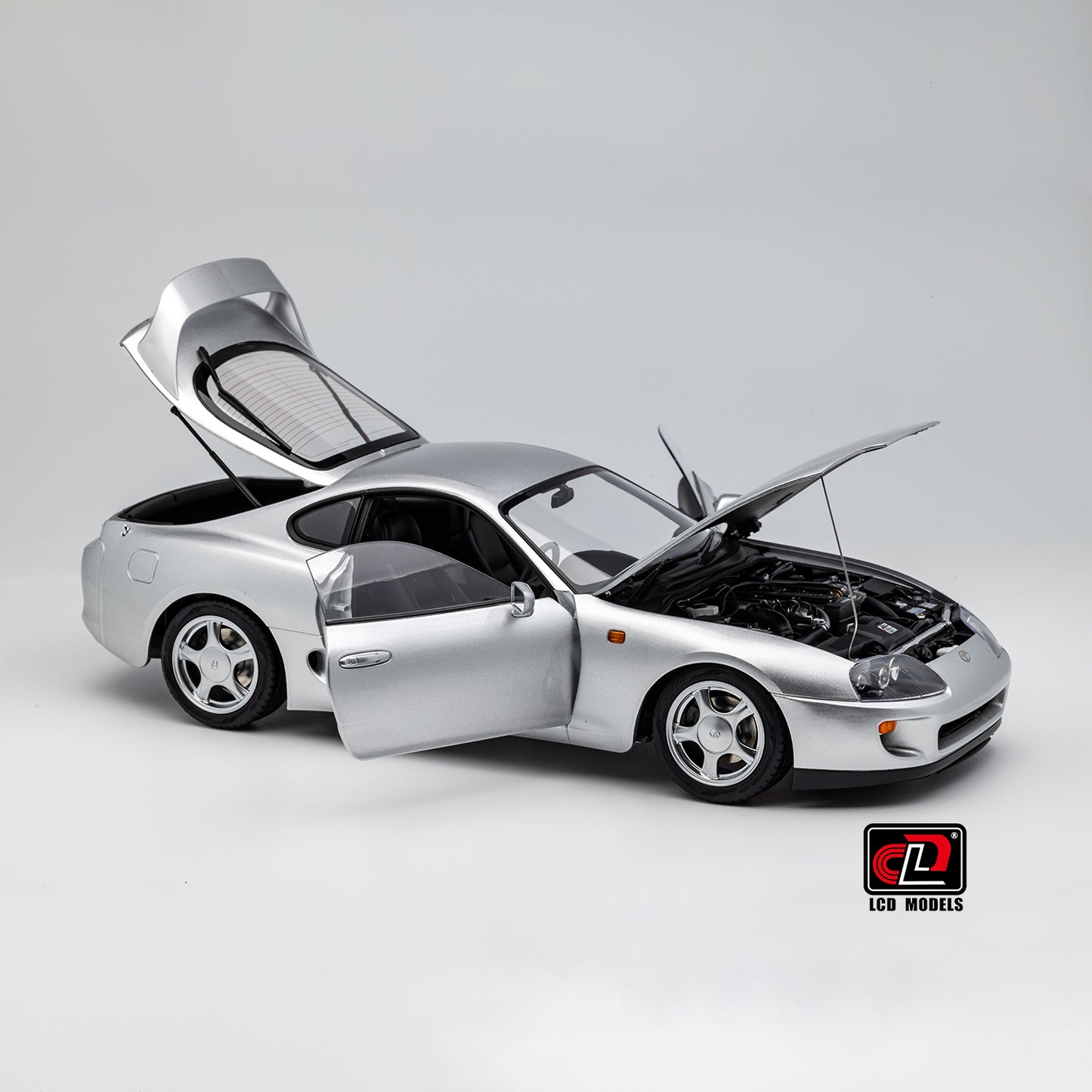 LCD Toyota Supra A80 (Silver color) *Comes with a lift!!* 1:18