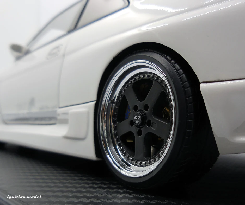 Ignition-Model Nissan GReddy GT-R R33 (BCNR33) RHD Pearl White 1:18