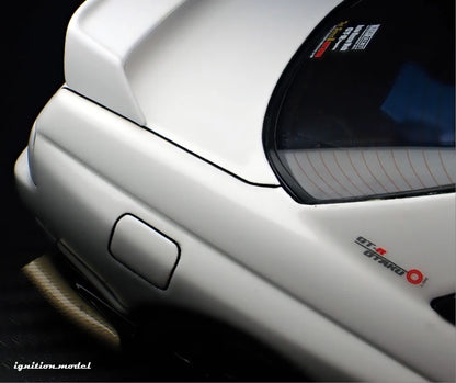 Ignition-Model Nissan Skyline GT-R R32 (VR32) Top Secret RHD White 1:18