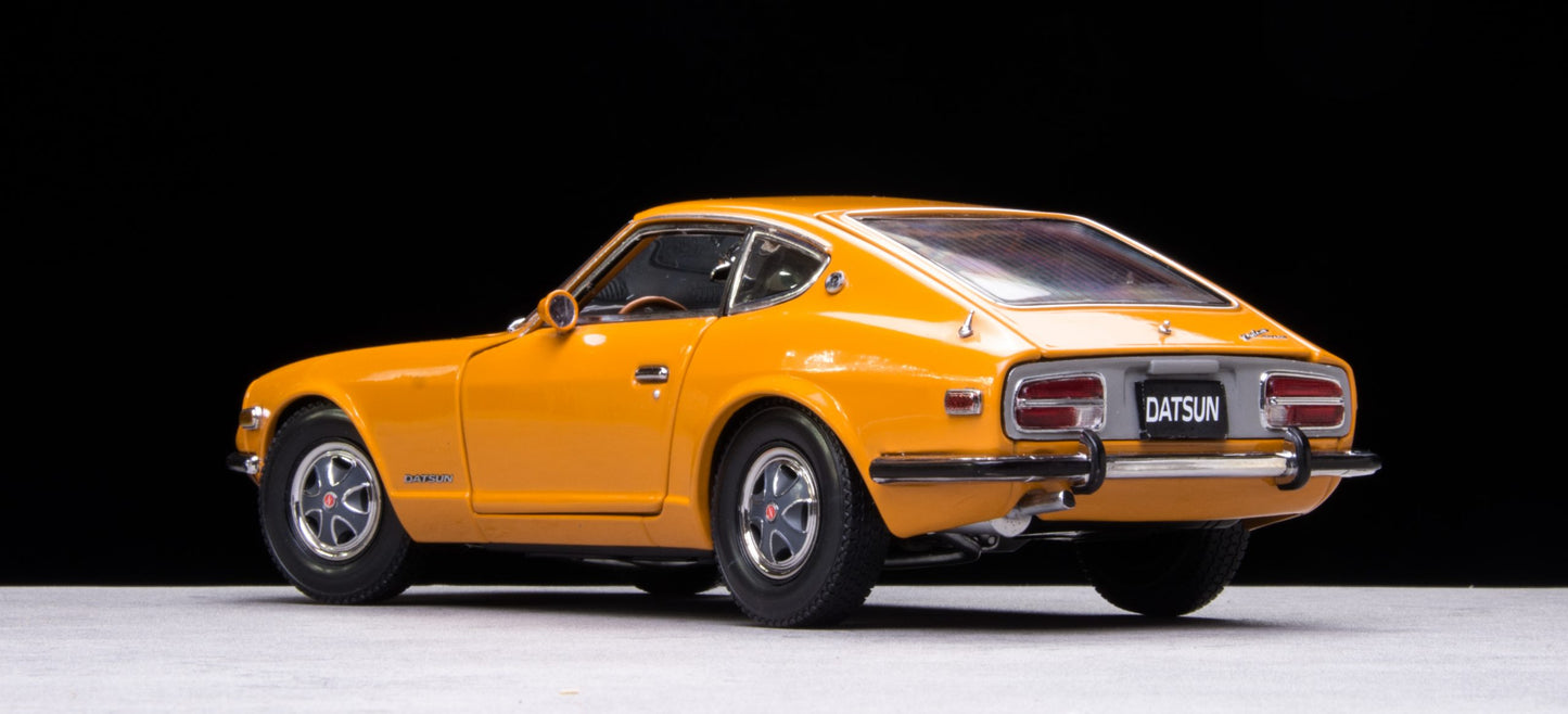 Sun-Star 1970 Nissan Datsun 240Z Coupe Ochre 1:18