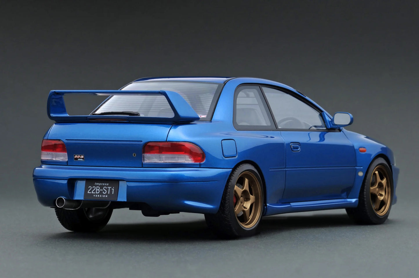 Ignition-Model Subaru Impreza 22b STi Version (GC8) Blue Metallic 1:18