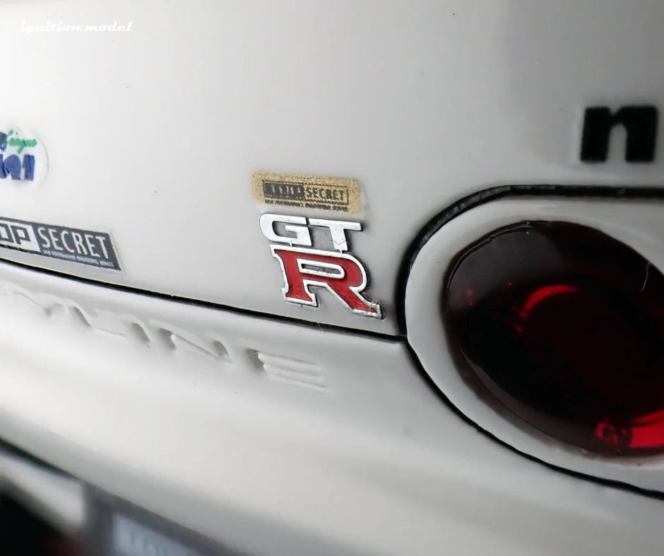 Ignition-Model Nissan Skyline GT-R R32 (VR32) Top Secret RHD White 1:18