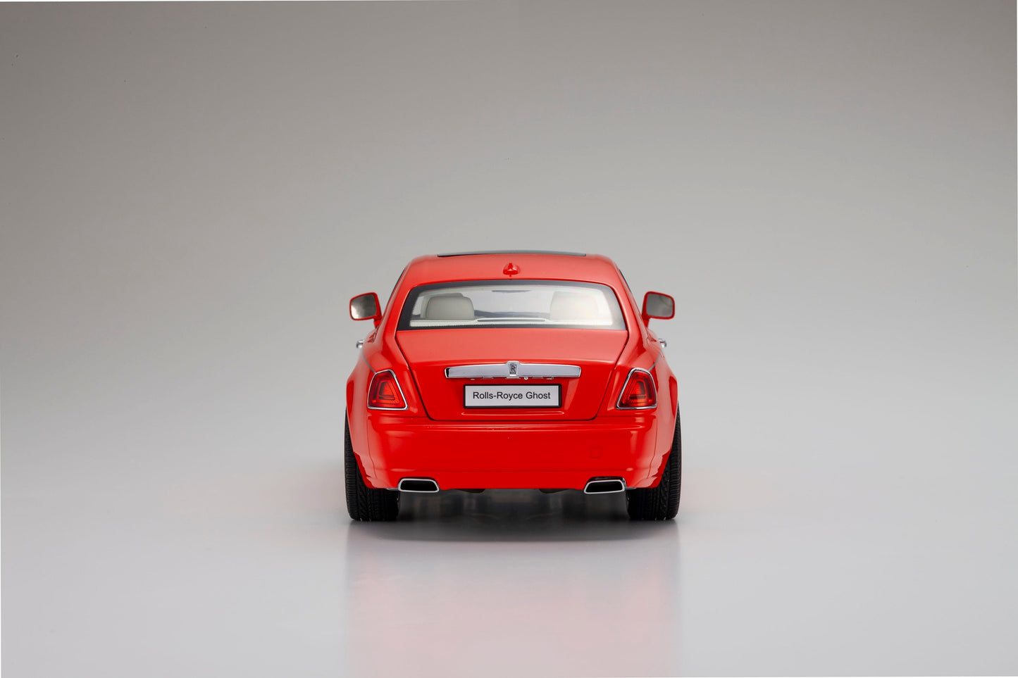 Kyosho 2011 Rolls Royce Ghost Red and Silver 1:18