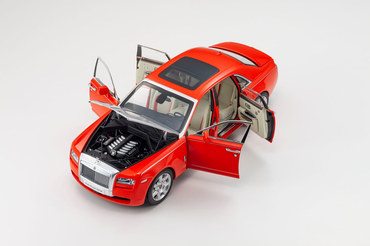 Kyosho 2011 Rolls Royce Ghost Red and Silver 1:18