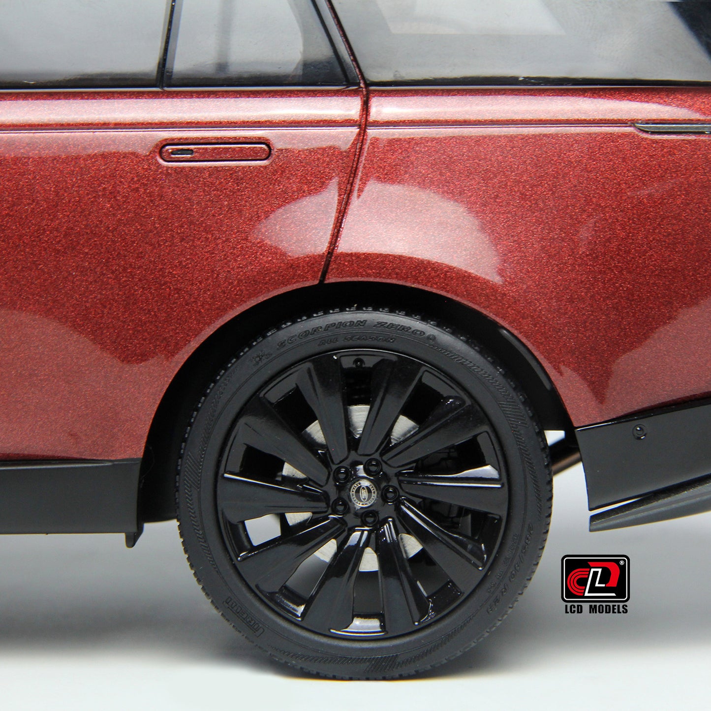 LCD 2022 Land Rover Range Rover SV Red w/ Black Wheels and Accents 1:18