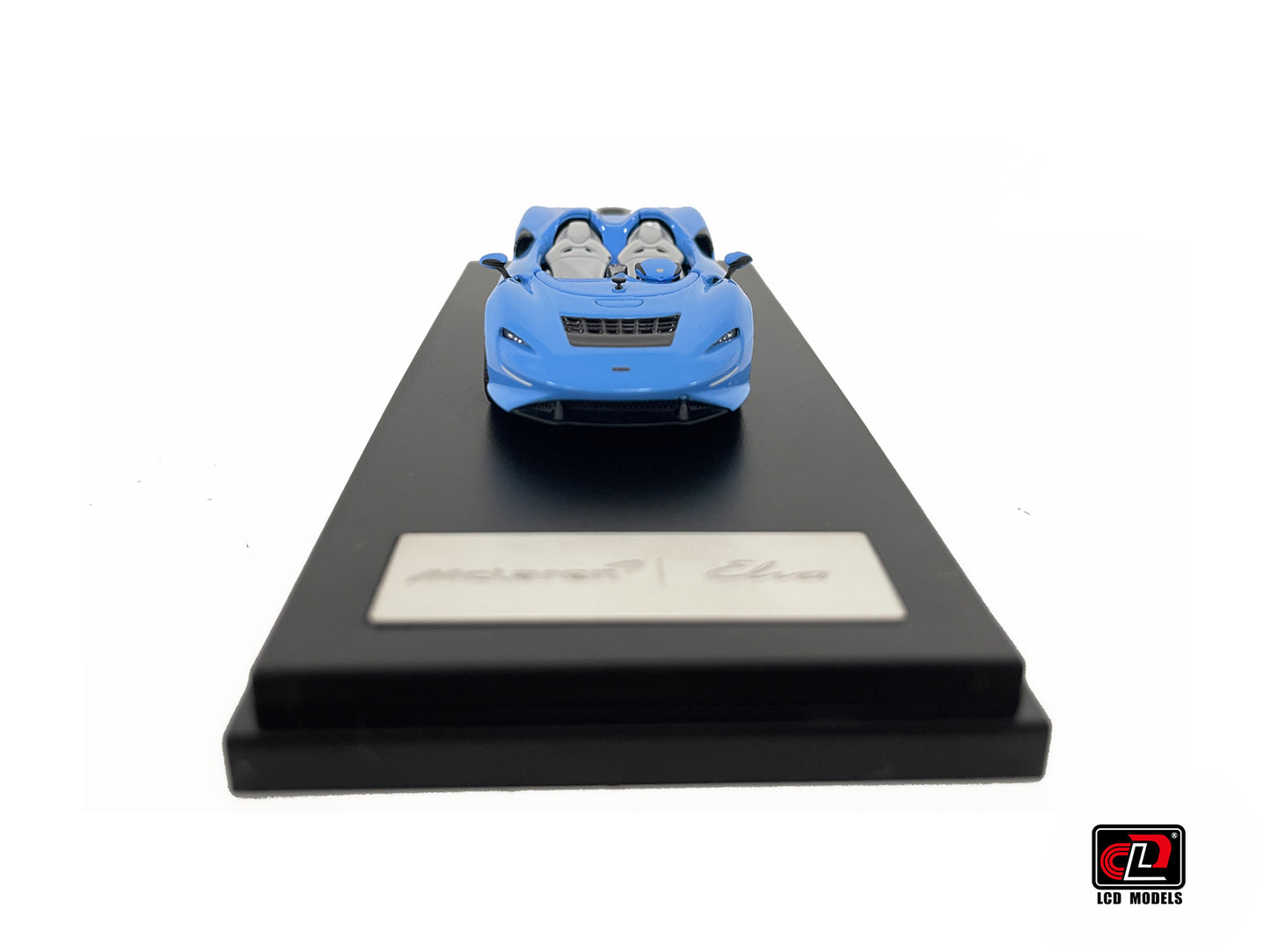 1:64 McLaren ELVA (Blue)