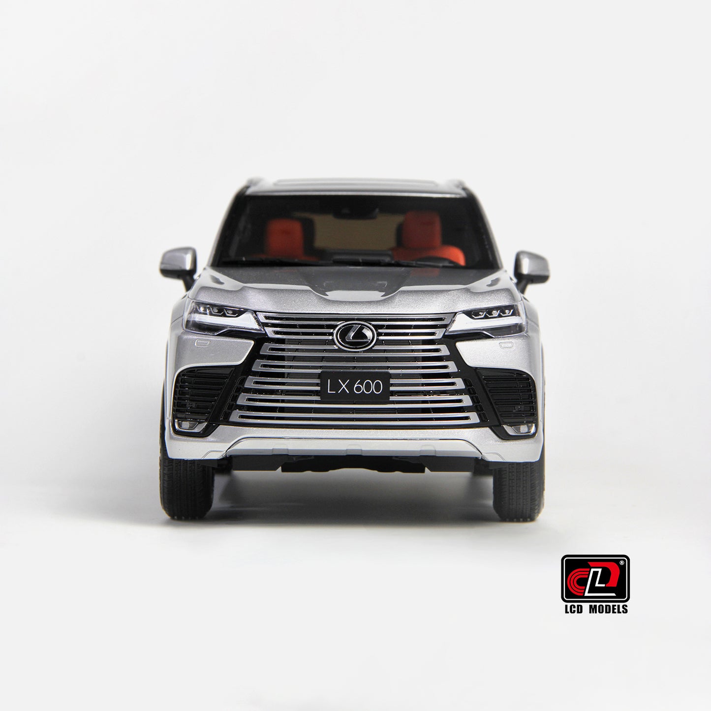 LCD 2024 Lexus LX600 Silver Metallic 1:18