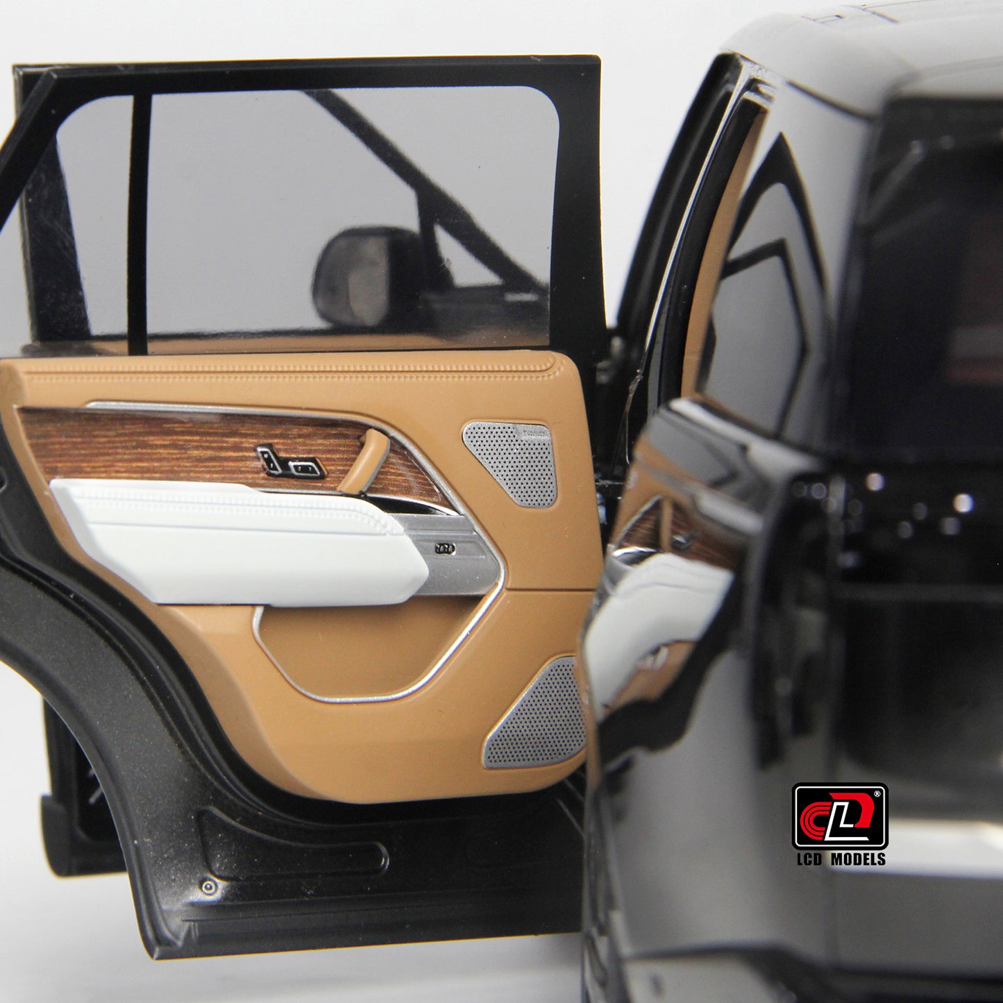 LCD 2022 Range Rover SV Black 1:18