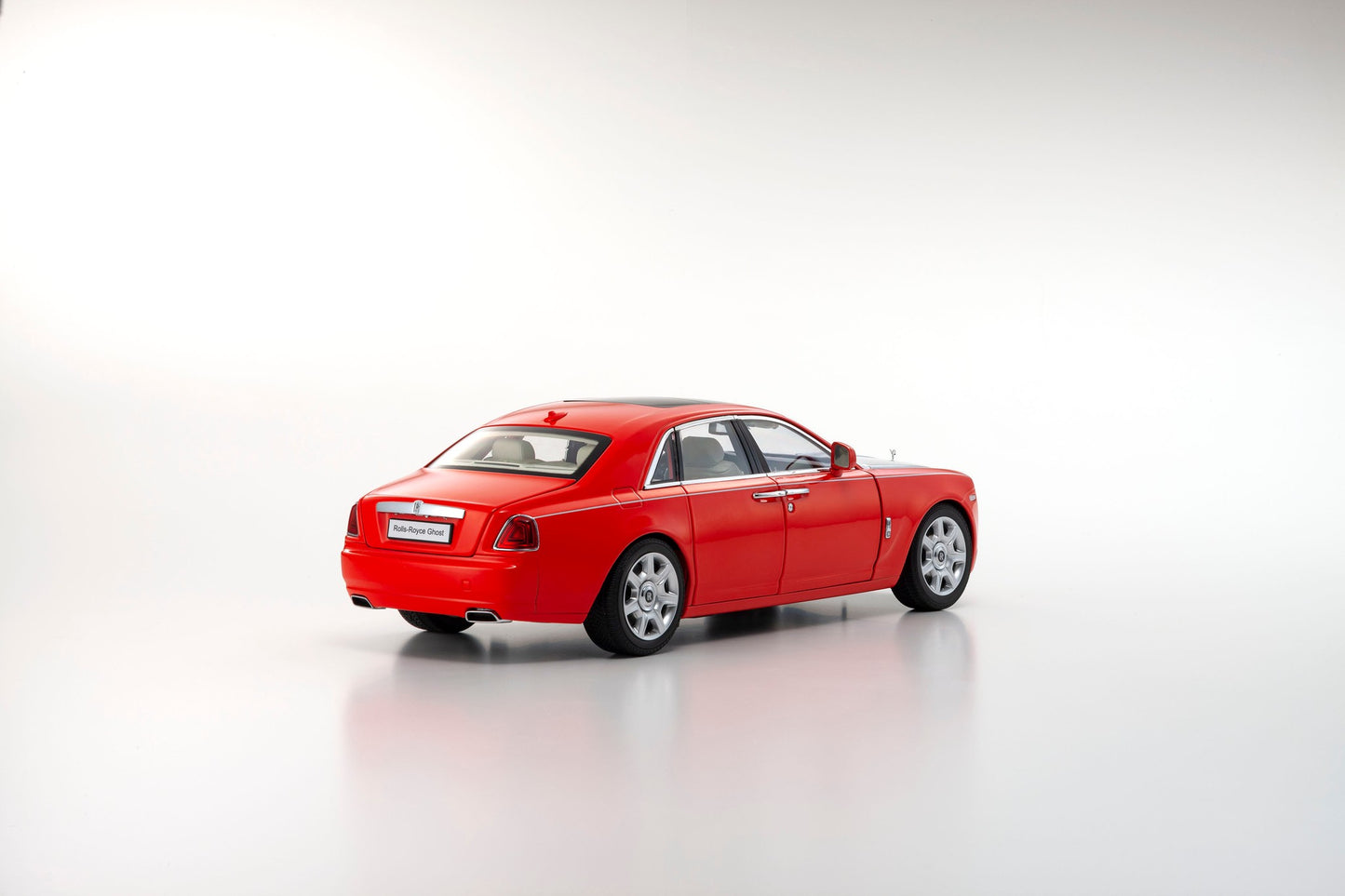 Kyosho 2011 Rolls Royce Ghost Red and Silver 1:18