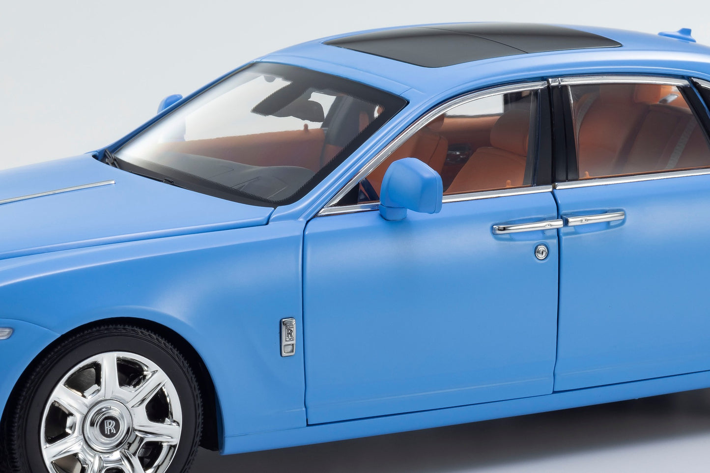 Kyosho 2011 Rolls Royce Ghost Light Blue Matte Effect with Orange Interior 1:18