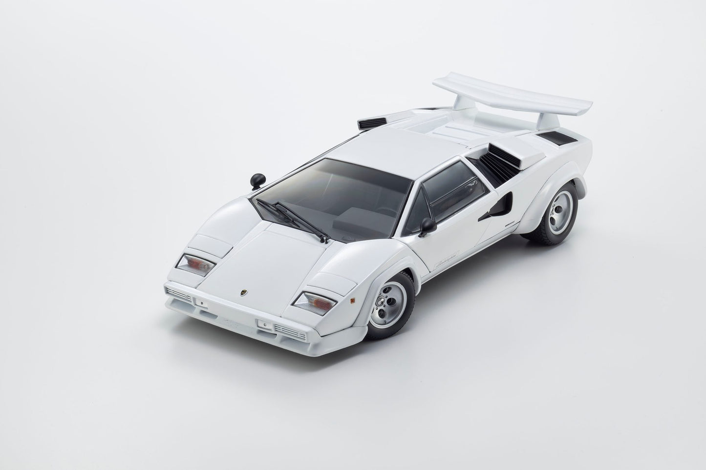 Kyosho Lamborghini Countach LP400 S White 1:18