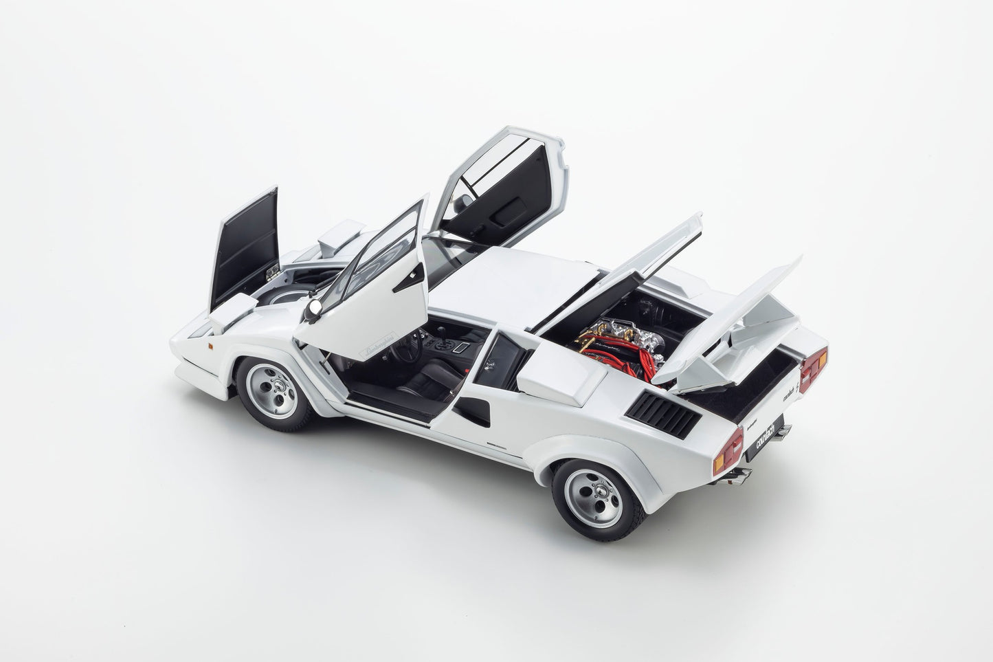 Kyosho Lamborghini Countach LP400 S White 1:18