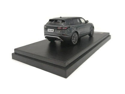 1:64 2018 Land Rover Range Rover Velar First Edition (Gray)