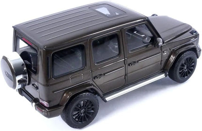 Minichamps 2020 Mercedes-Benz G63 (W463) G-Class 4.0 V8 Biturbo 585cv AMG Brown Metallic 1:18