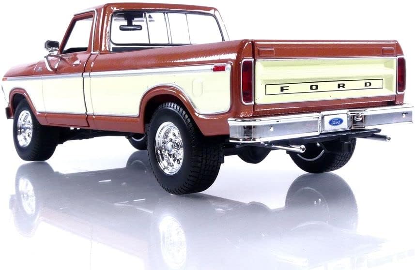 Maisto 1979 Ford F150 Pickup Truck Brown and White 1:18