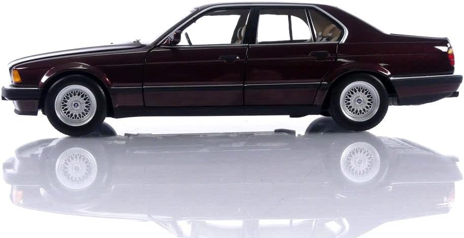 Minichamps 1986 BMW 730i (E32) Sedan Dark Red Metallic 1:18