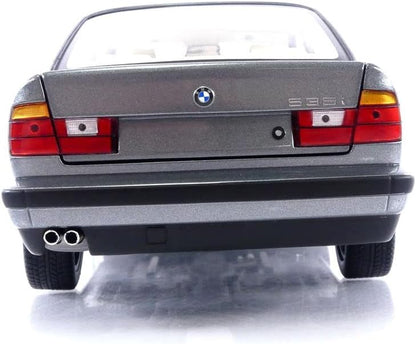 Minichamps 1988 BMW 535i (E34) Sedan Grey Metallic 1:18