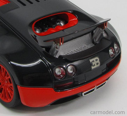 Minichamps 2011 Bugatti Veyron Super Sport World Record Edition Carbon Fiber w/ Orange 1:18