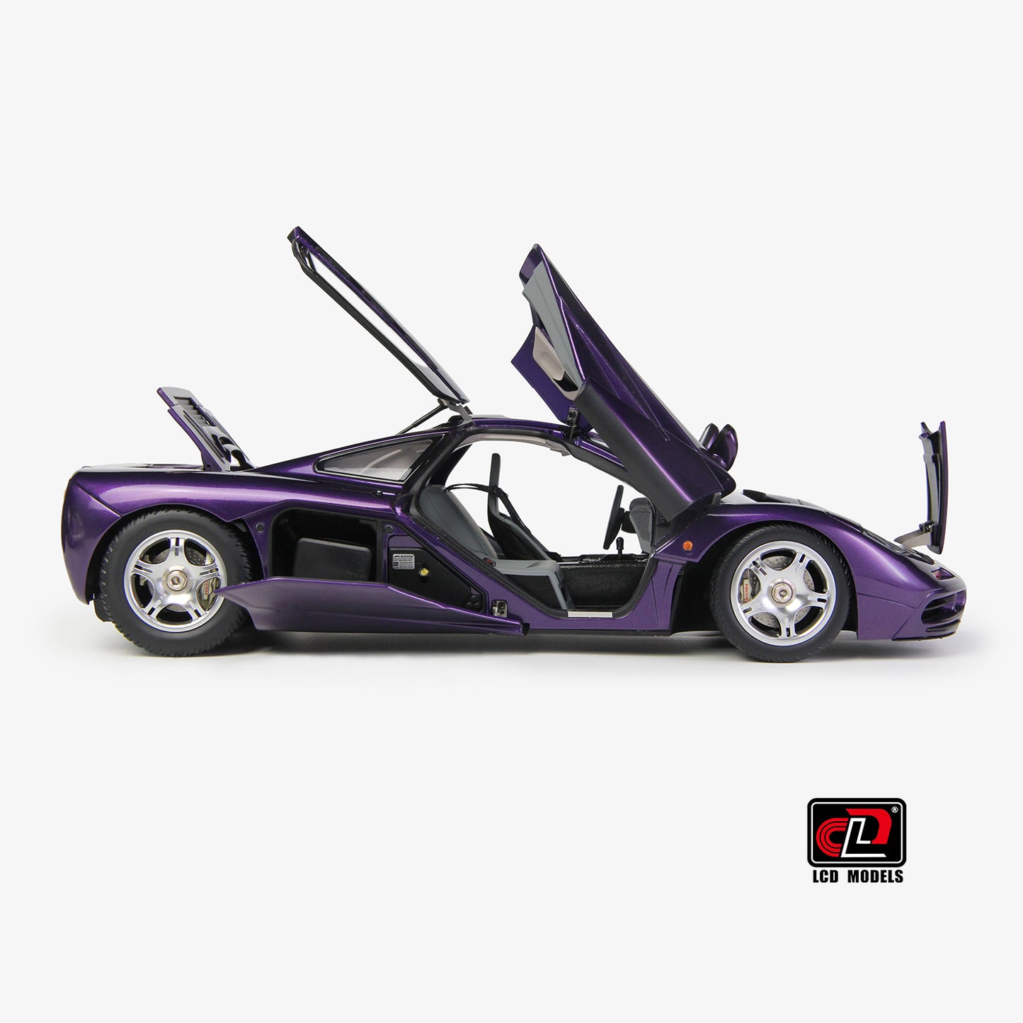 LCD 1993 Mclaren F1 Pearl Purple Metallic 1:18