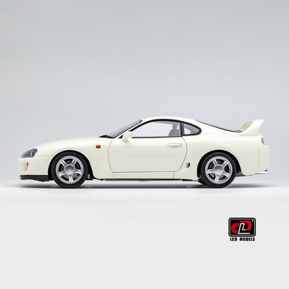 LCD Toyota Supra A80 (White color) *Comes with a lift!!* 1:18