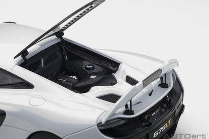 AUTOart 2016 Mclaren 675LT Coupe Silica White 1:18