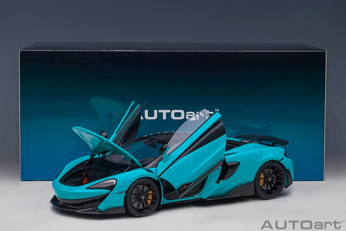 AUTOart Mclaren 600LT Coupe Fistral Blue 1:18