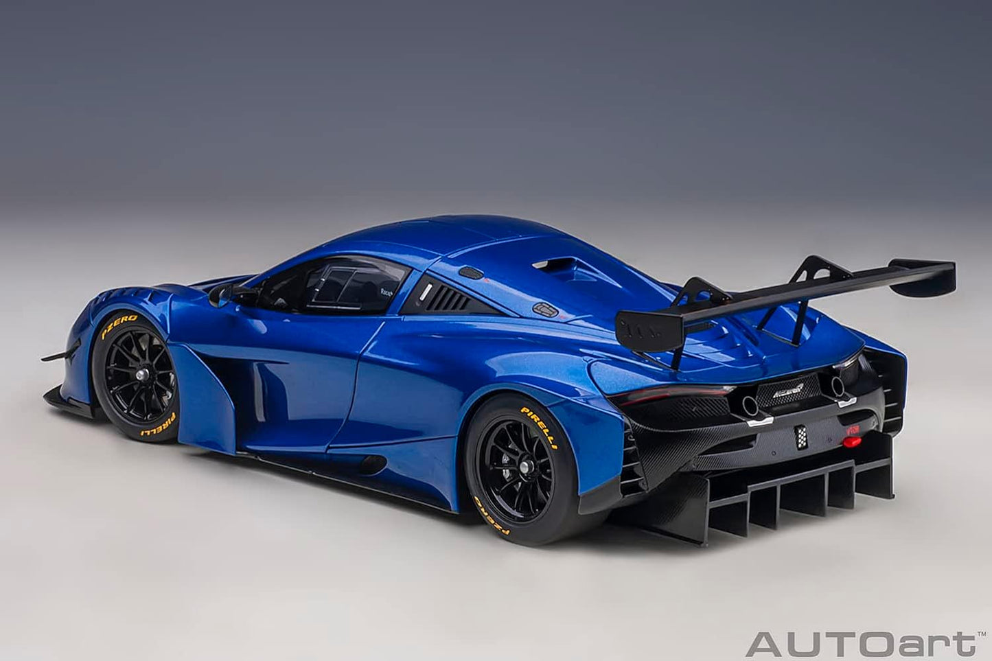 AUTOart 2017 Mclaren 720S GT3 Azure Blue 1:18 SEALED, RESIN