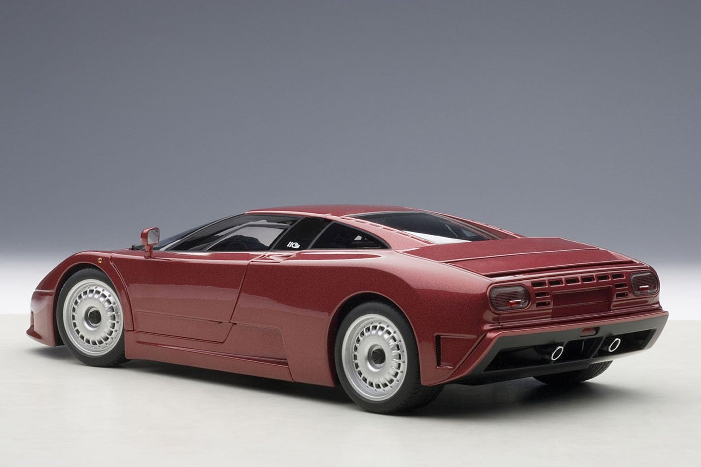 AUTOart Bugatti EB110 GT Dark Red 1:18