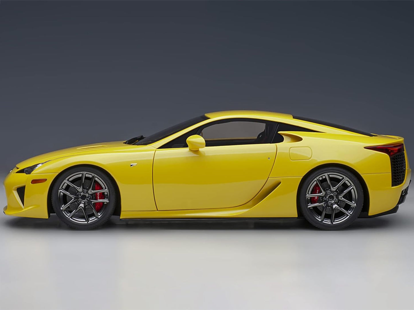 AUTOart 2012 Lexus LFA Pearl Yellow w/ Red and Black Interior 1:18