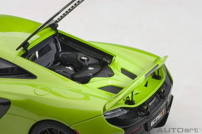 AUTOart 2016 Mclaren 675LT Coupe Napier Green 1:18