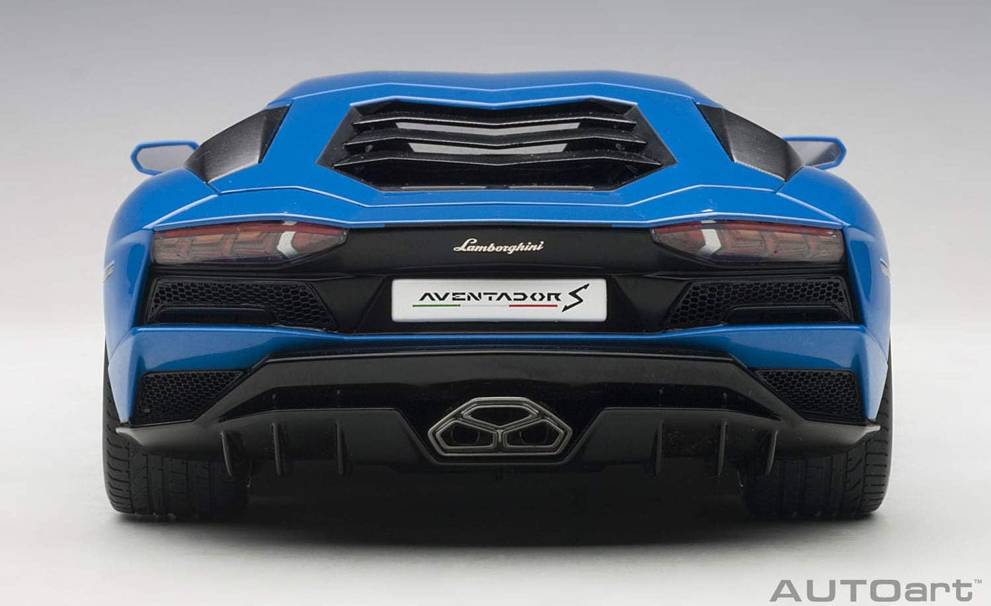 AUTOart 2017 Lamborghini Aventador S Blue Nila 1:18