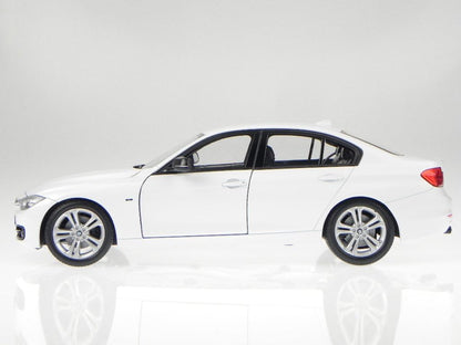 Welly 2010 BMW 335i (F30) Sedan White 1:18