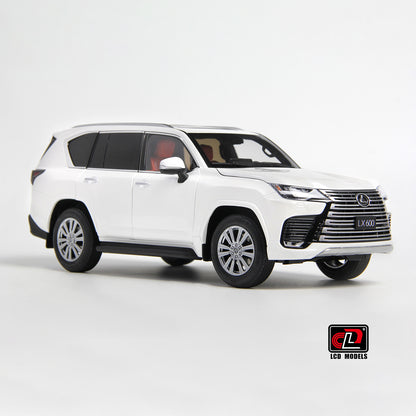 LCD 2024 Lexus LX600 White 1:18