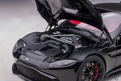 AUTOart 2019 Aston Martin Vantage Jet Black w/ Carbon Roof 1:18