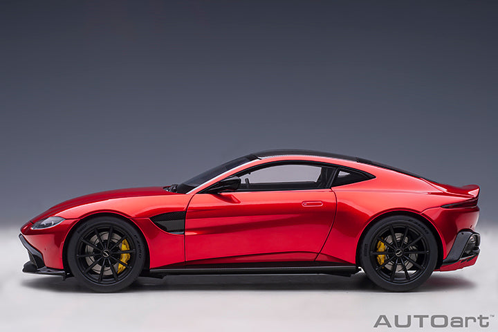 AUTOart 2019 Aston Martin Vantage Hyper Red w/ Carbon Roof 1:18