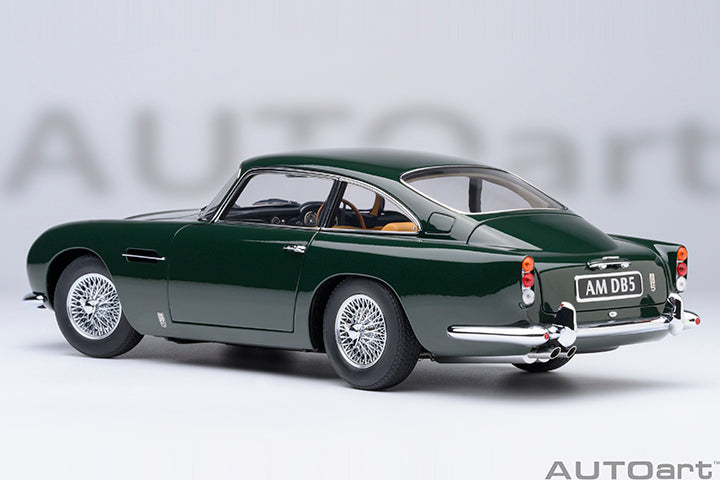 AUTOart Aston Martin DB5 British Racing Green 1:18