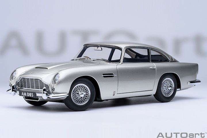 AUTOart Aston Martin DB5 Birch Silver 1:18