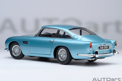 AUTOart Aston Martin DB5 Caribbean Pearl Blue 1:18