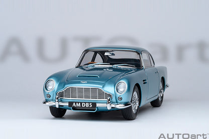 AUTOart Aston Martin DB5 Caribbean Pearl Blue 1:18