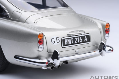 AUTOart Aston Martin DB5 Silver 007 Goldfinger Version w/ Weapons 1:18