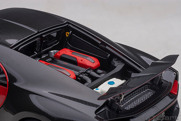 AUTOart 2019 Bugatti Chiron Sport Italian Red w/ Carbon Fiber 1:18