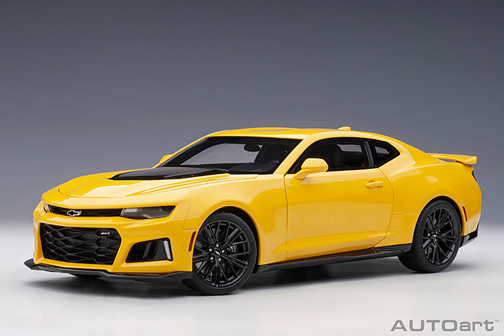 AUTOart 2017 Chevy Camaro ZL1 Bright Yellow 1:18