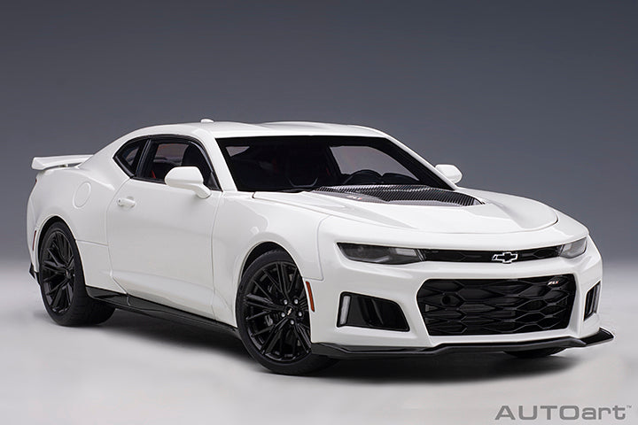 AUTOart 2017 Chevy Camaro ZL1 Summit White 1:18